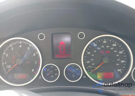 2005 Volkswagen Touareg V8 из США, поврежденный, VIN WVGCM77L45D005529